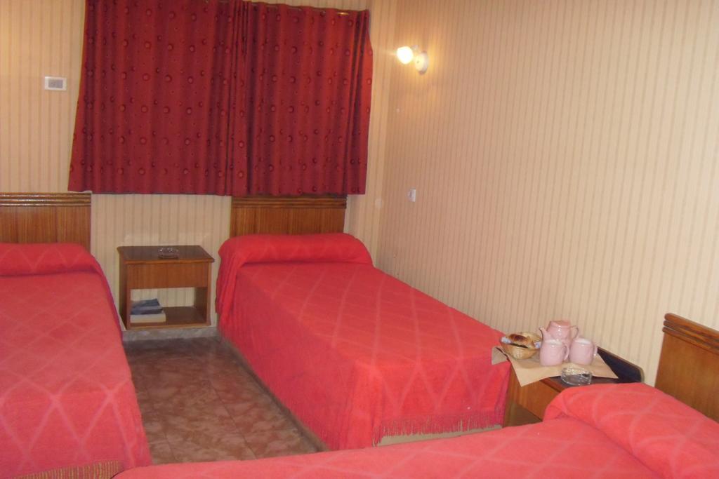 Hotel Embajador Rosario Kamer foto